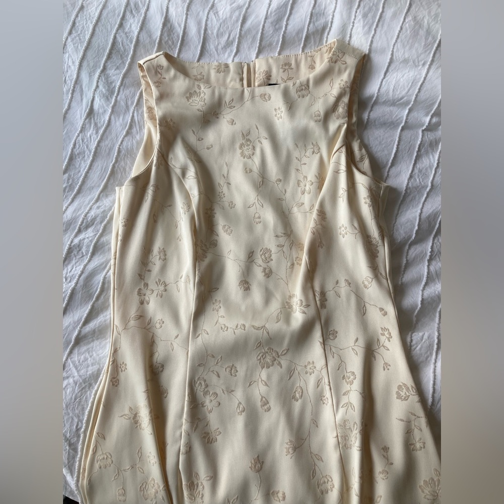 Vintage 90s City Triangles Cream Dress with Florals